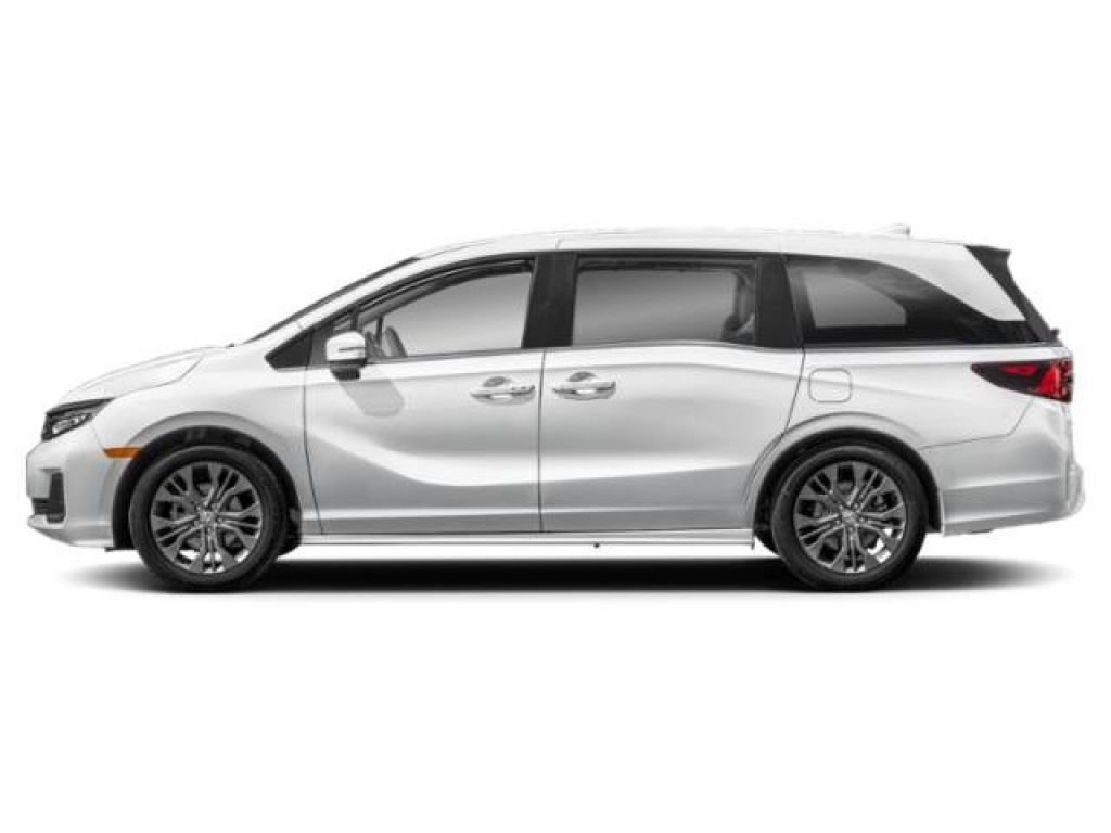 2026 Honda Odyssey Touring photo 3