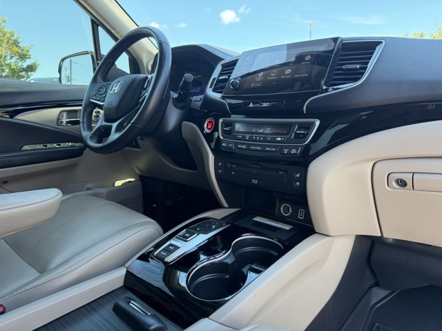 2019 Honda Pilot Elite photo 24
