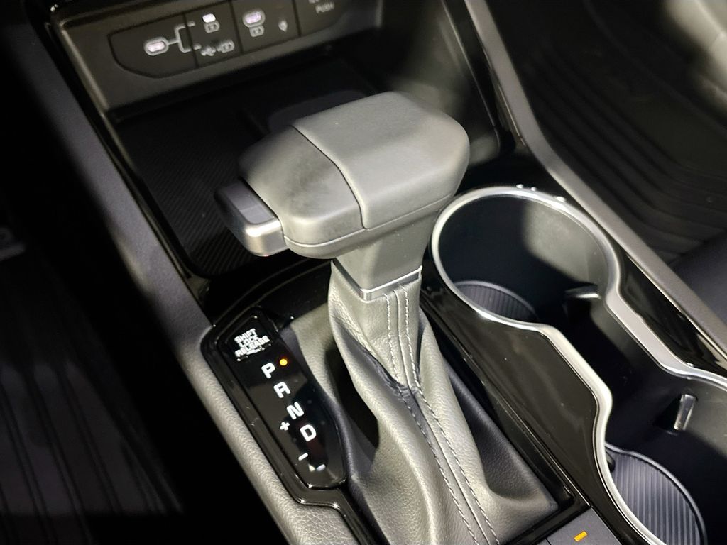 2026 Kia K5 GT-Line photo 17