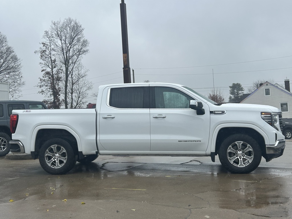 2024 Gmc Sierra 1500 SLT photo 4