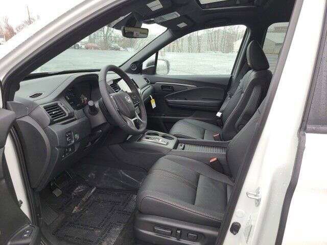 2023 Honda Passport TrailSport photo 14