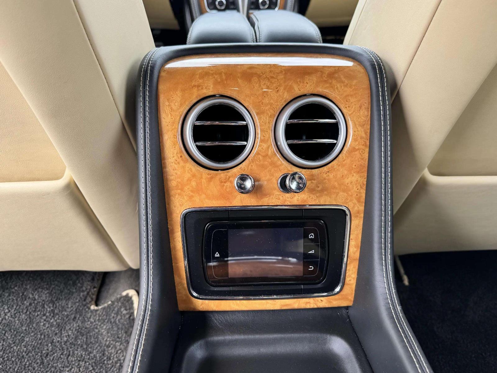 2014 Bentley Flying Spur Base photo 36