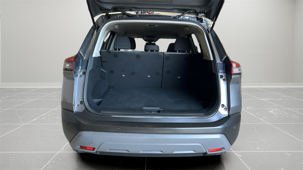 2023 Nissan Rogue SV photo 15