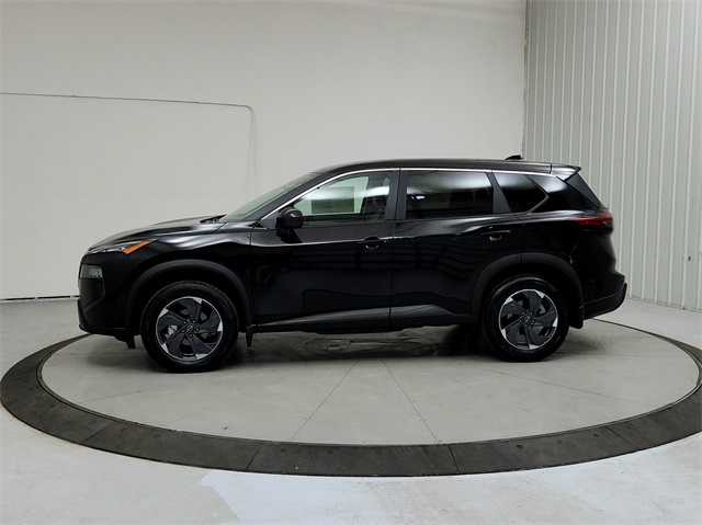 2025 Nissan Rogue SV photo 4