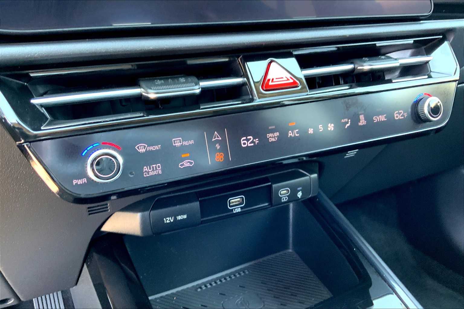 2024 Kia Niro EV Wind photo 29