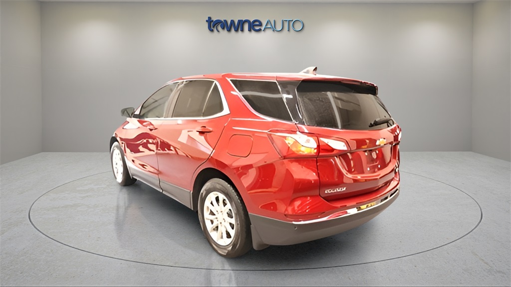 2020 Chevrolet Equinox LT photo 3