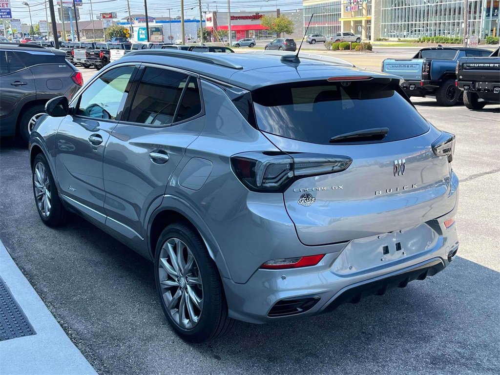2026 Buick Encore Avenir photo 5