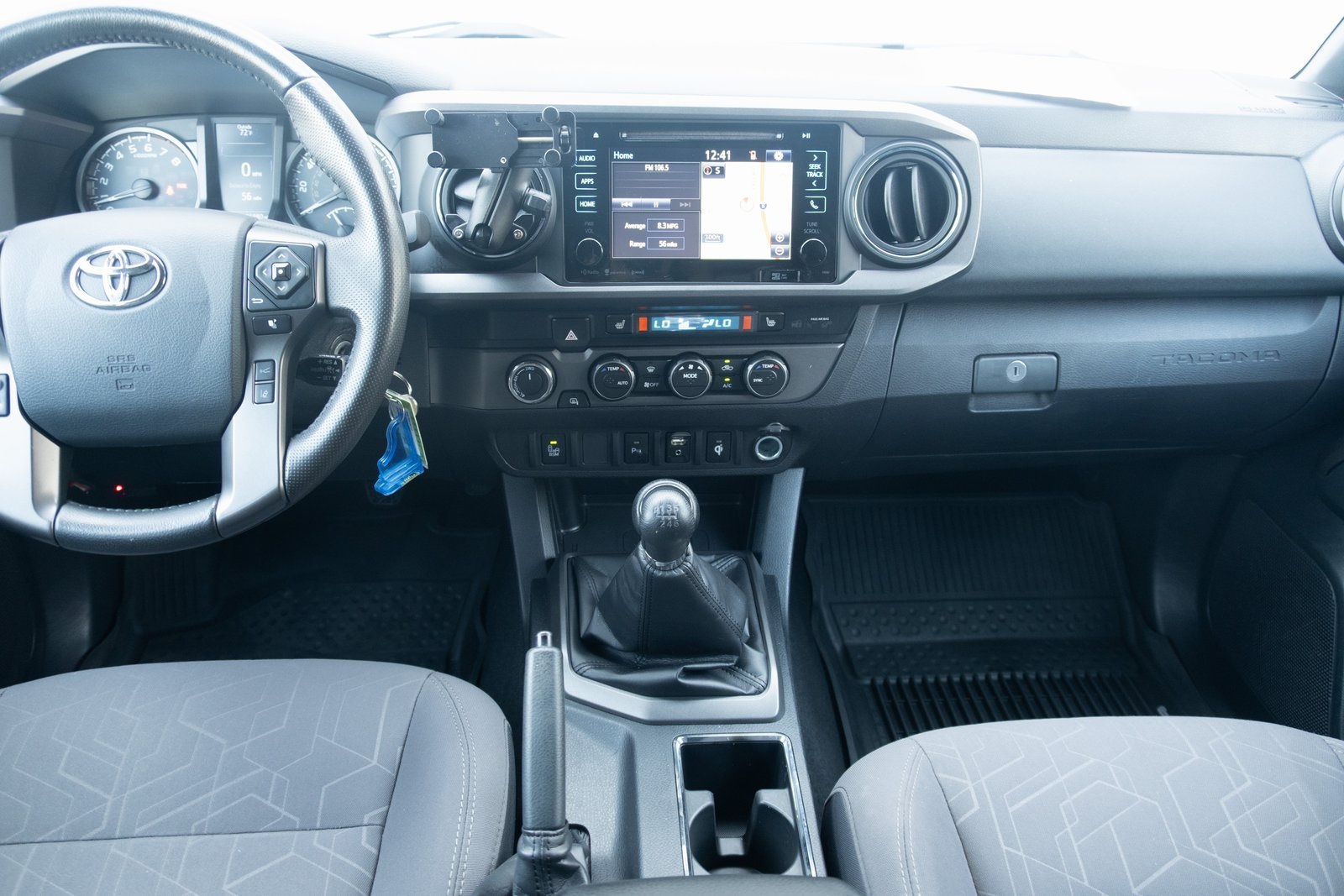 2019 Toyota Tacoma SR5 photo 12