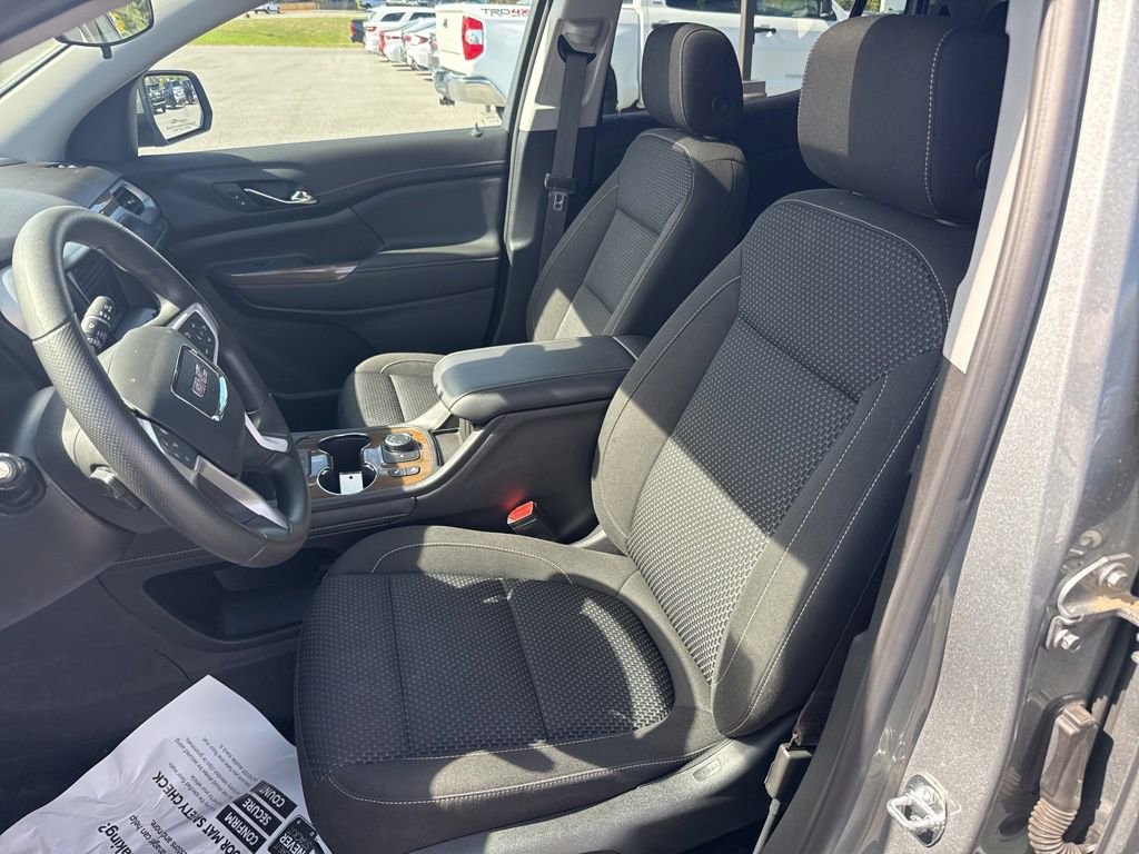 2023 Gmc Acadia SLE photo 10