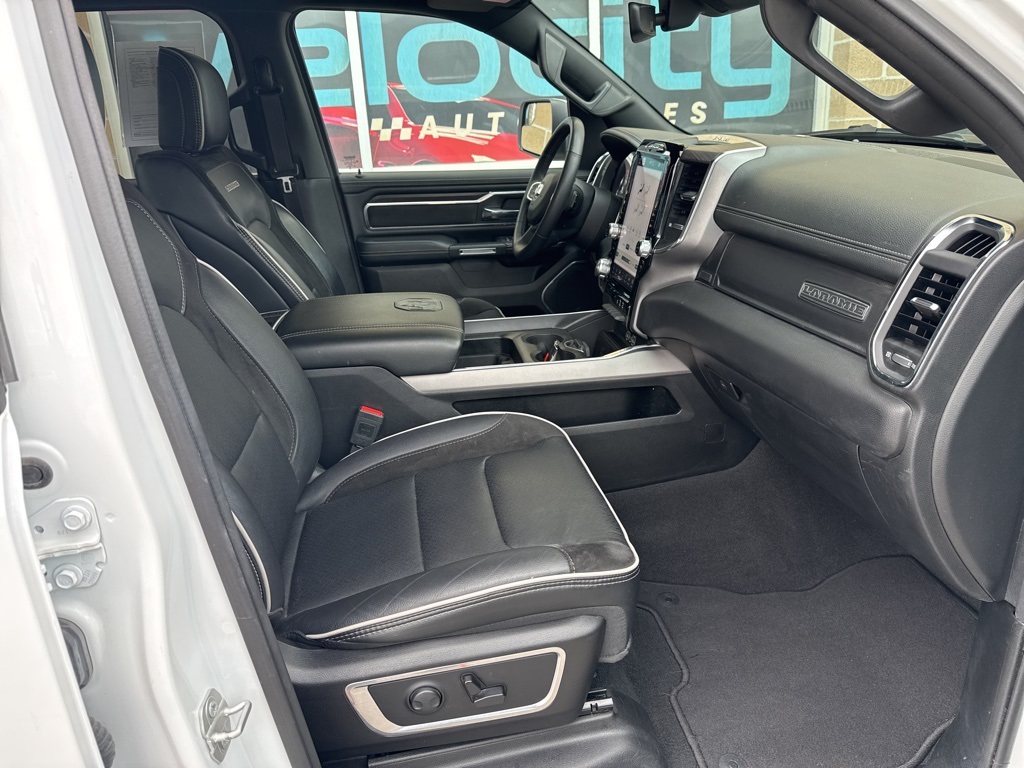 2025 Ram 1500 Laramie photo 19