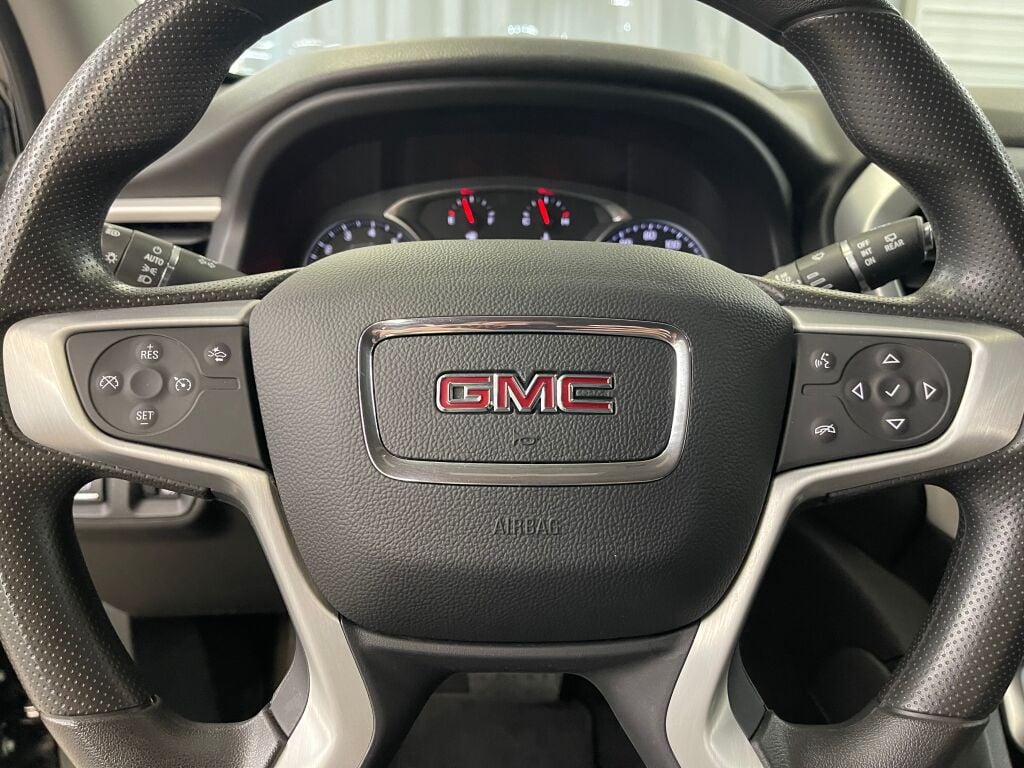 2023 Gmc Acadia SLE photo 13