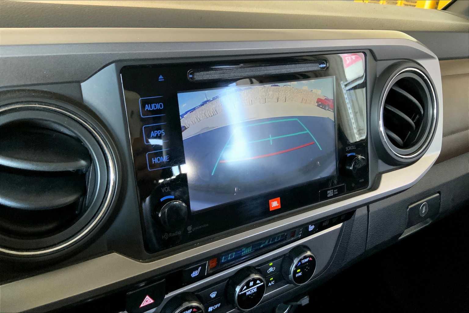 2016 Toyota Tacoma Limited 4x4 Double Cab V6 photo 24