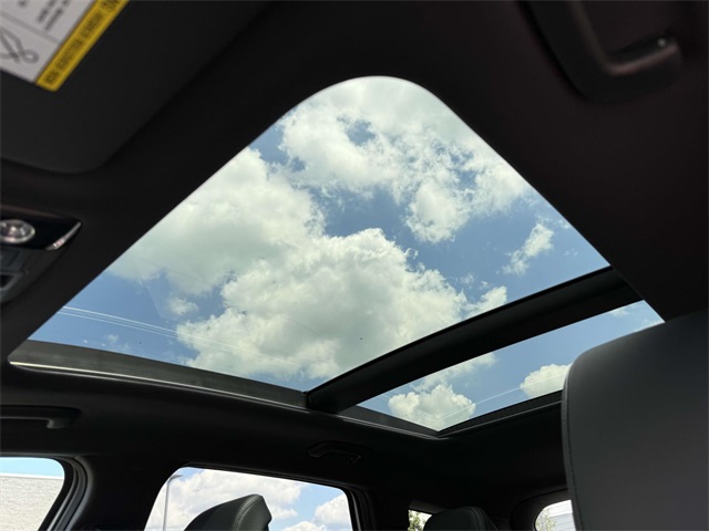 2025 Kia Sportage Plug-In Hybrid X-Line Prestige photo 3