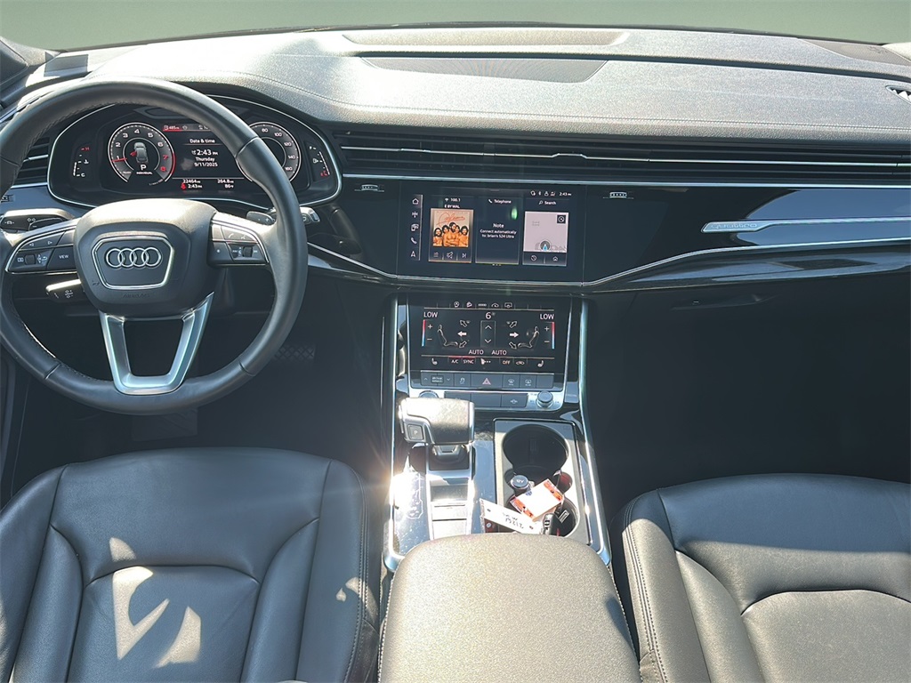 2024 Audi Q7 45 Premium Plus photo 15