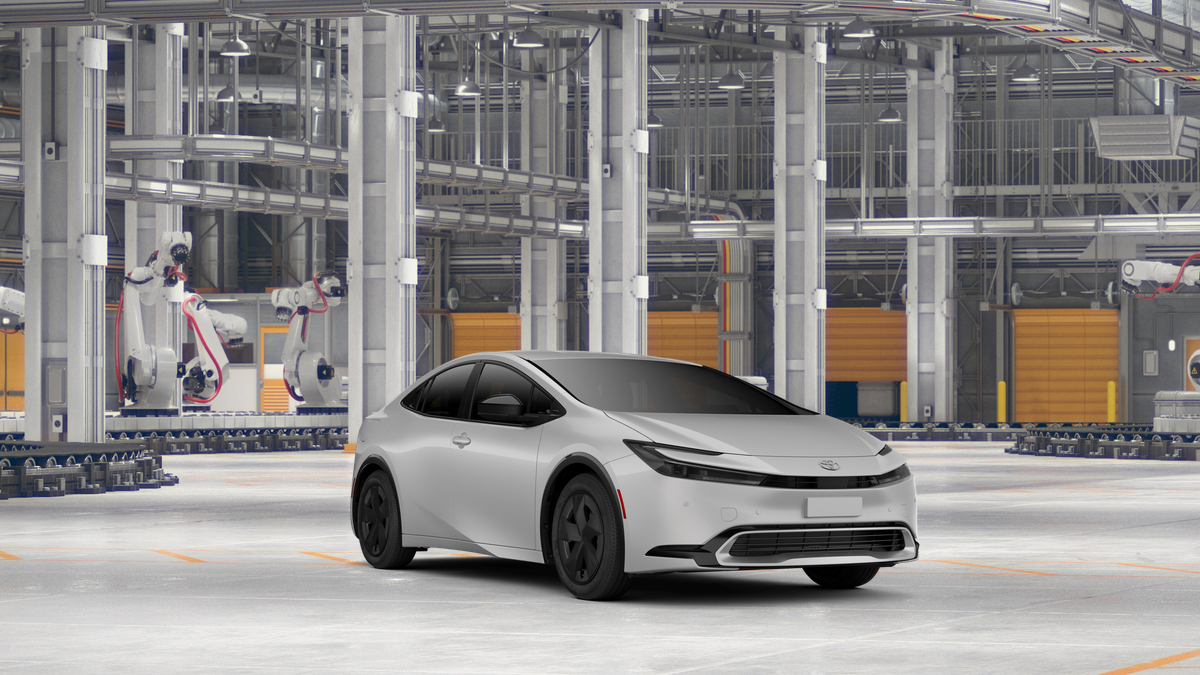 2026 Toyota Prius Plug-in Hybrid SE photo 15