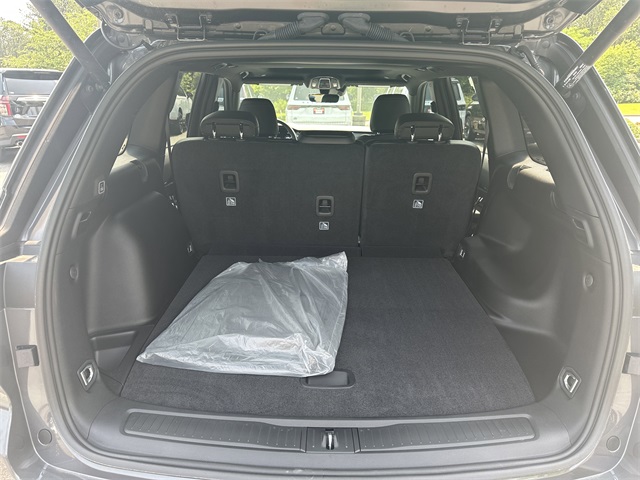 2025 Jeep Grand Cherokee Altitude photo 18