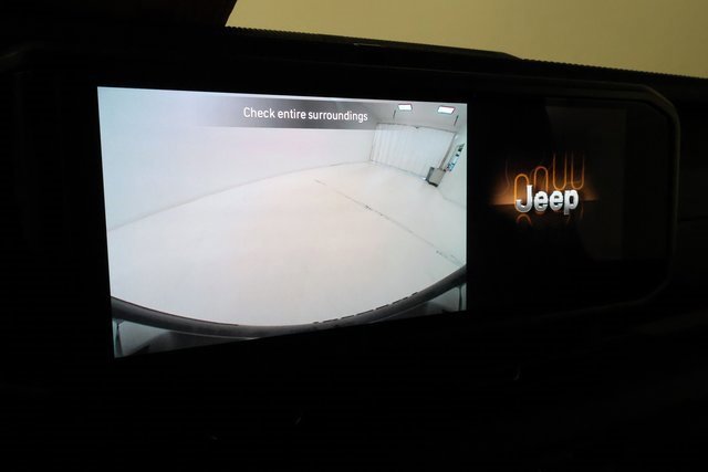 2024 Jeep Wrangler 4xe Sahara photo 14