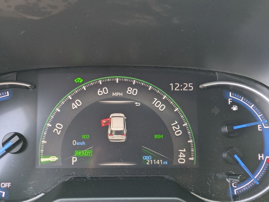 2024 Toyota RAV4 Hybrid photo 14