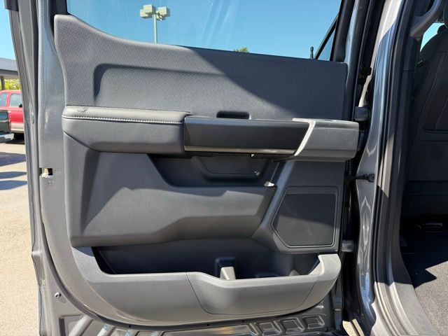 2025 Ford F-150 STX photo 27