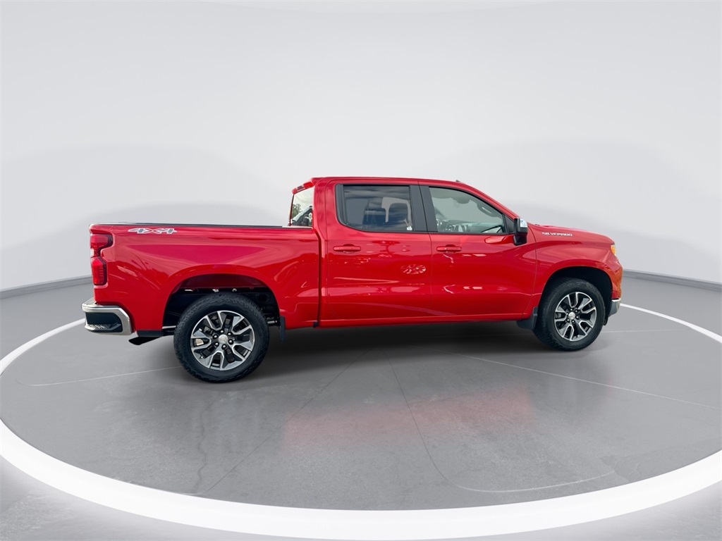 2023 Chevrolet Silverado 1500 LT photo 9