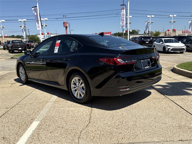 2025 Toyota Camry LE photo 2