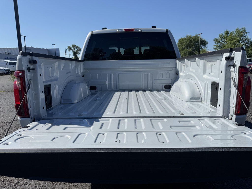 2025 Ford F-150 XLT photo 15