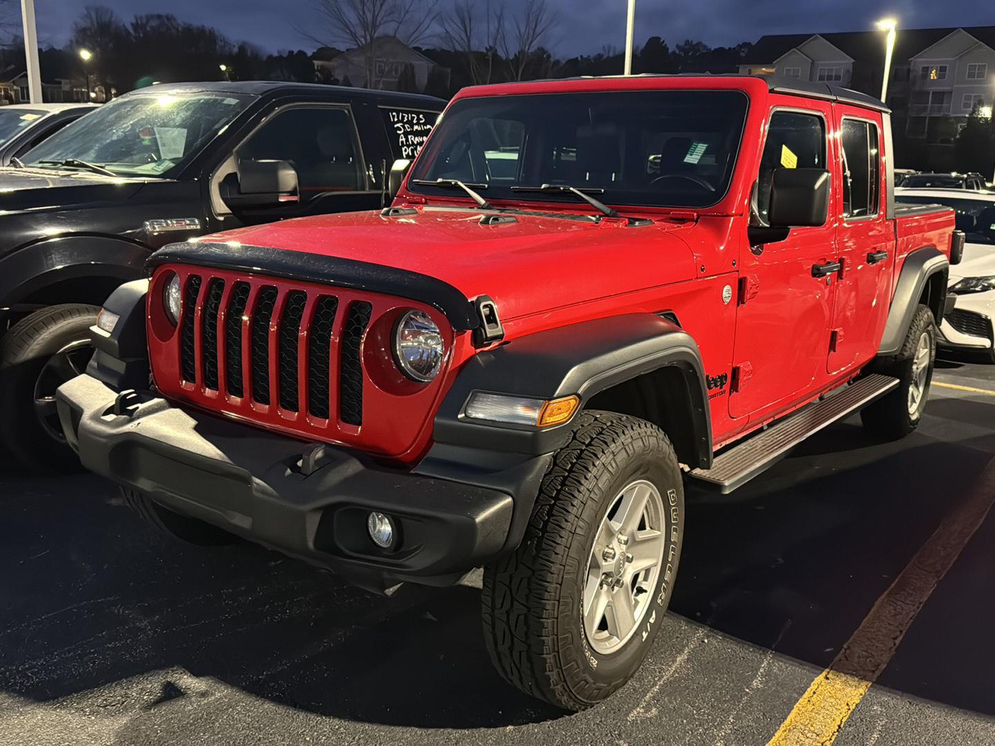 2020 Jeep Gladiator Sport S's photo