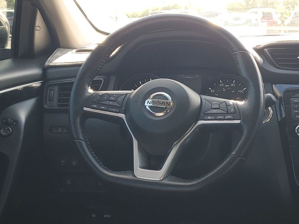 2017 Nissan Rogue Sport SL photo 20