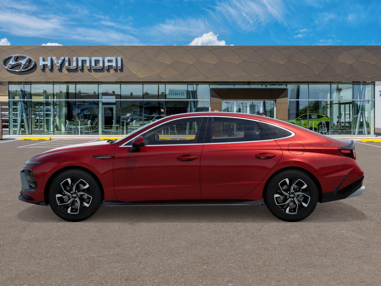 2025 Hyundai Sonata SEL photo 2