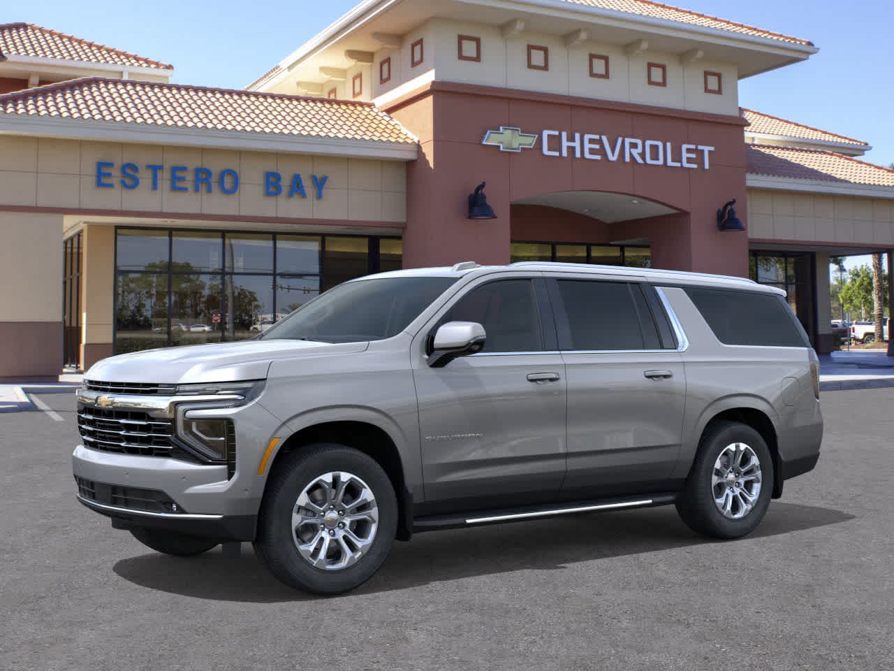 2025 Chevrolet Suburban LT photo 2