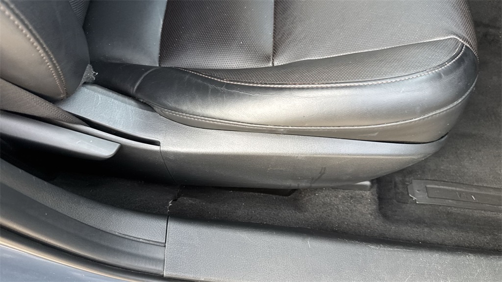 2019 Mazda Mazda3 Premium photo 40