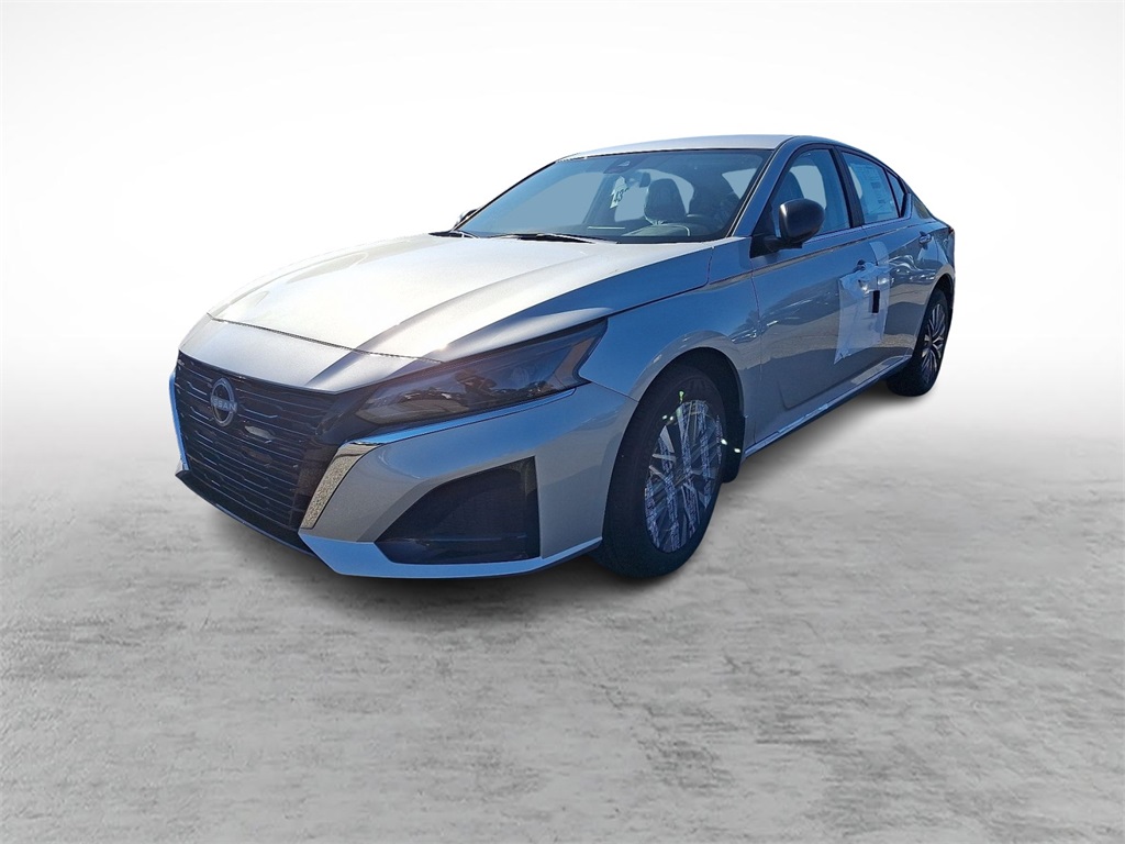 2025 Nissan Altima SV photo 3