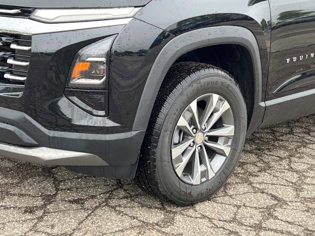 2025 Chevrolet Traverse photo 6