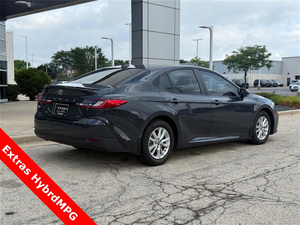2025 Toyota Camry LE photo 2