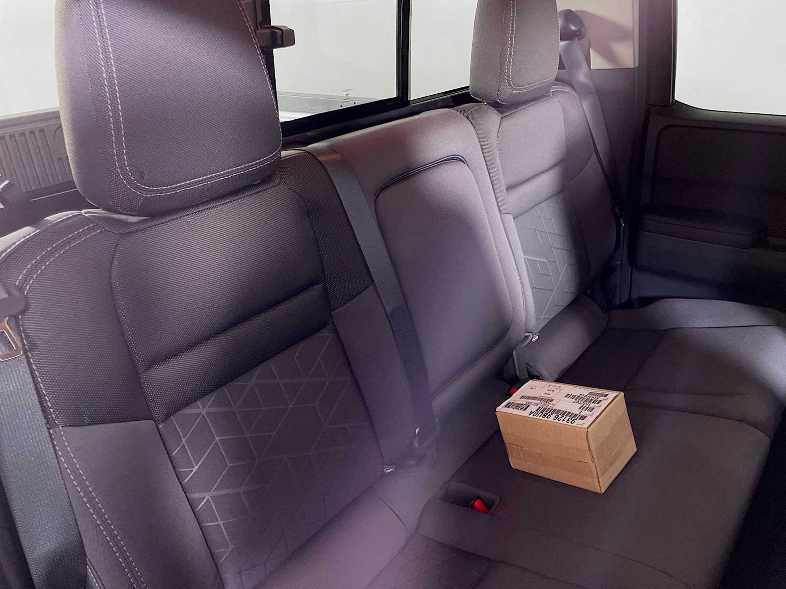 2025 Nissan Frontier SV photo 25