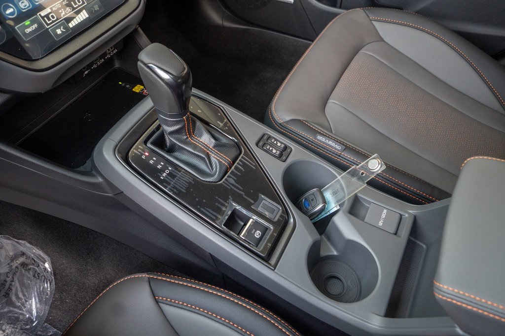 2025 Subaru Crosstrek Limited photo 10
