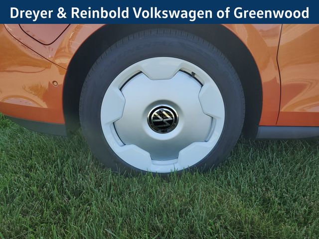 2025 Volkswagen ID. Buzz photo 3