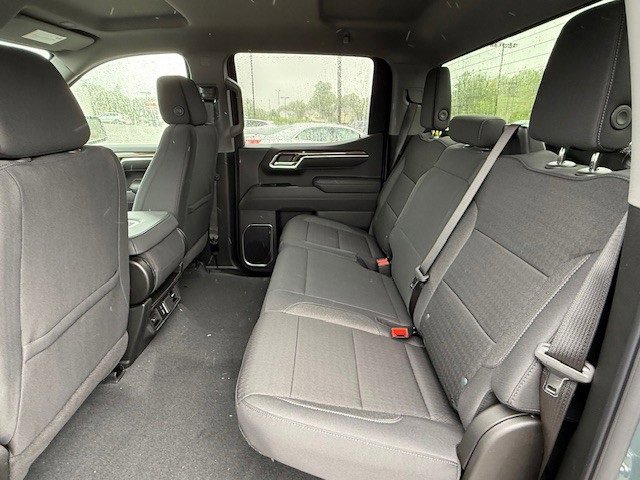 2025 Chevrolet Silverado 1500 LT photo 14