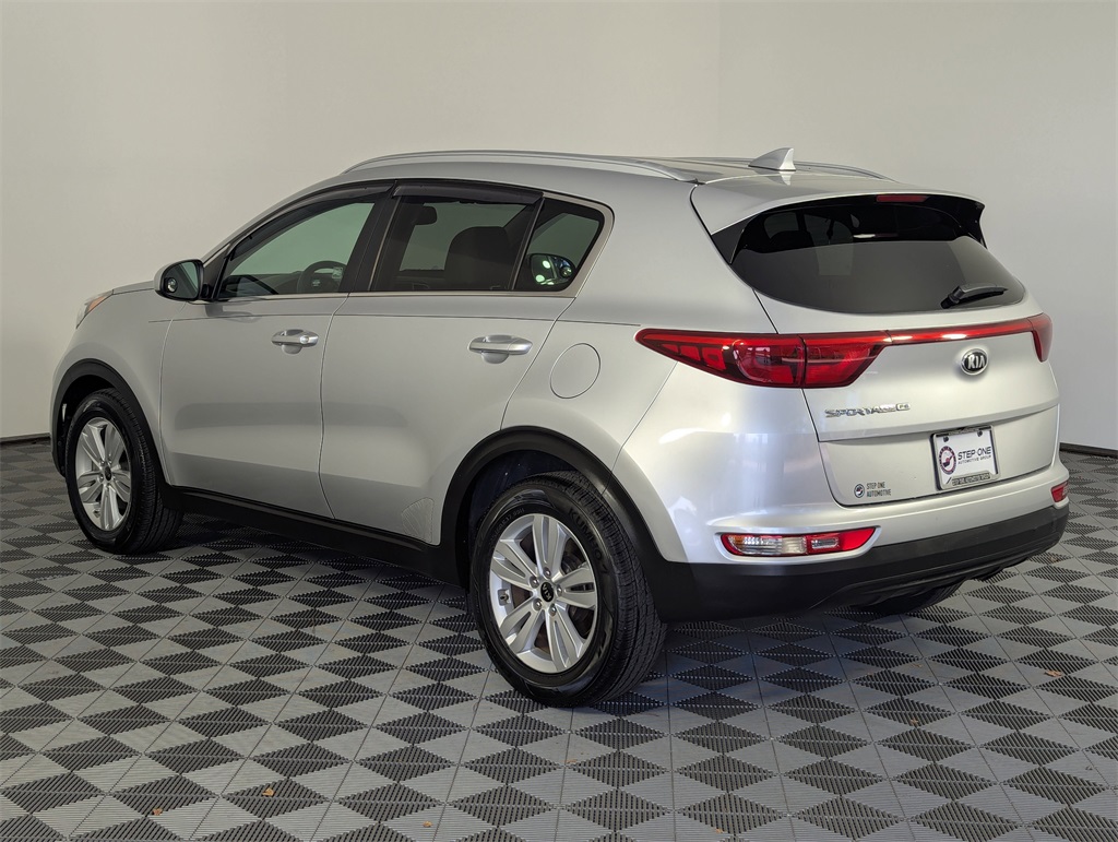 2017 Kia Sportage LX photo 2