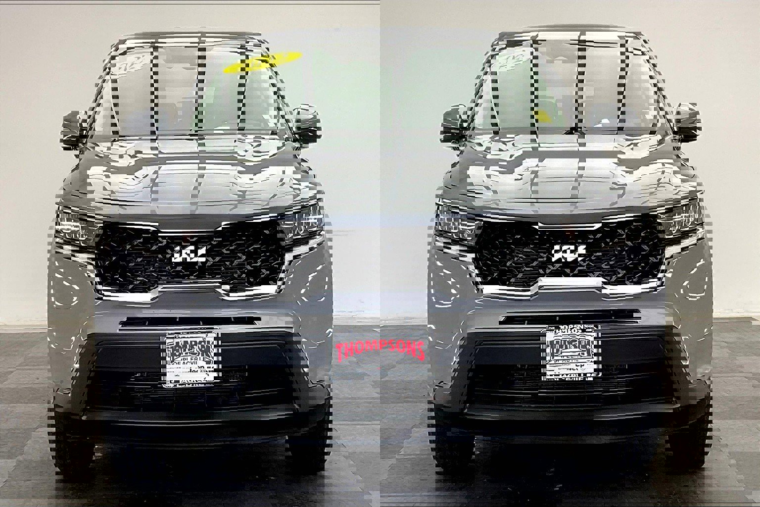 2022 Kia Sorento LX photo 2