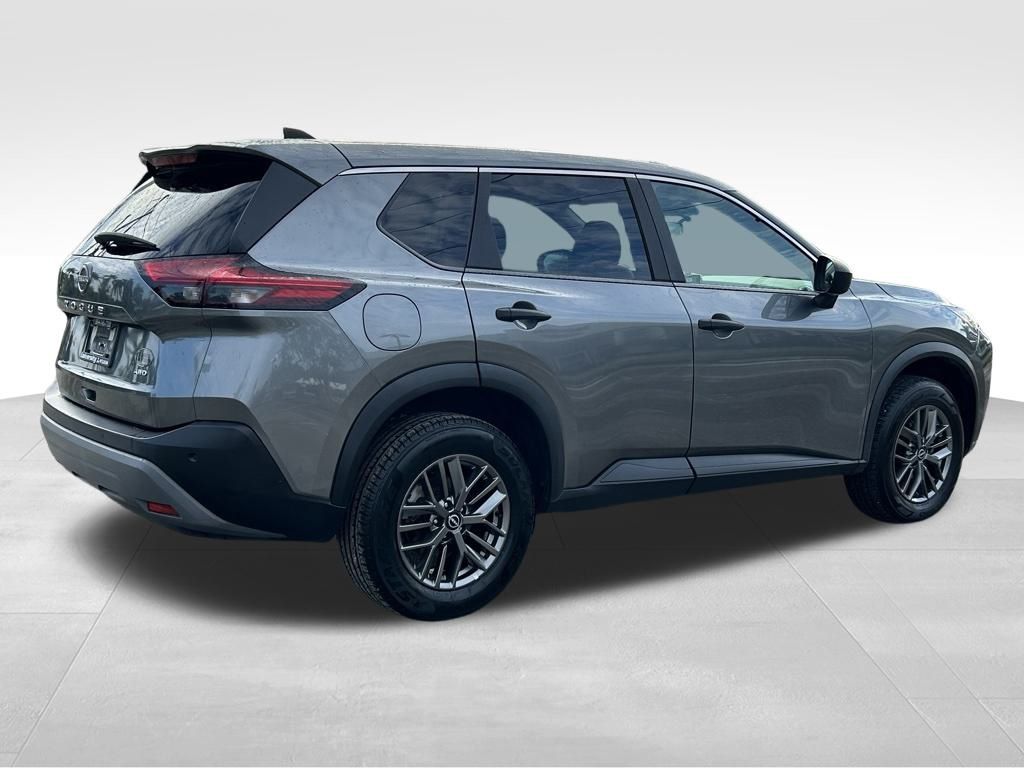 2023 Nissan Rogue S photo 3