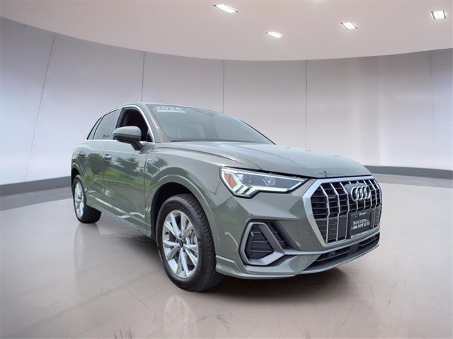 2024 Audi Q3 Premium Plus