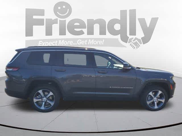 2025 Jeep Grand Cherokee Limited photo 6