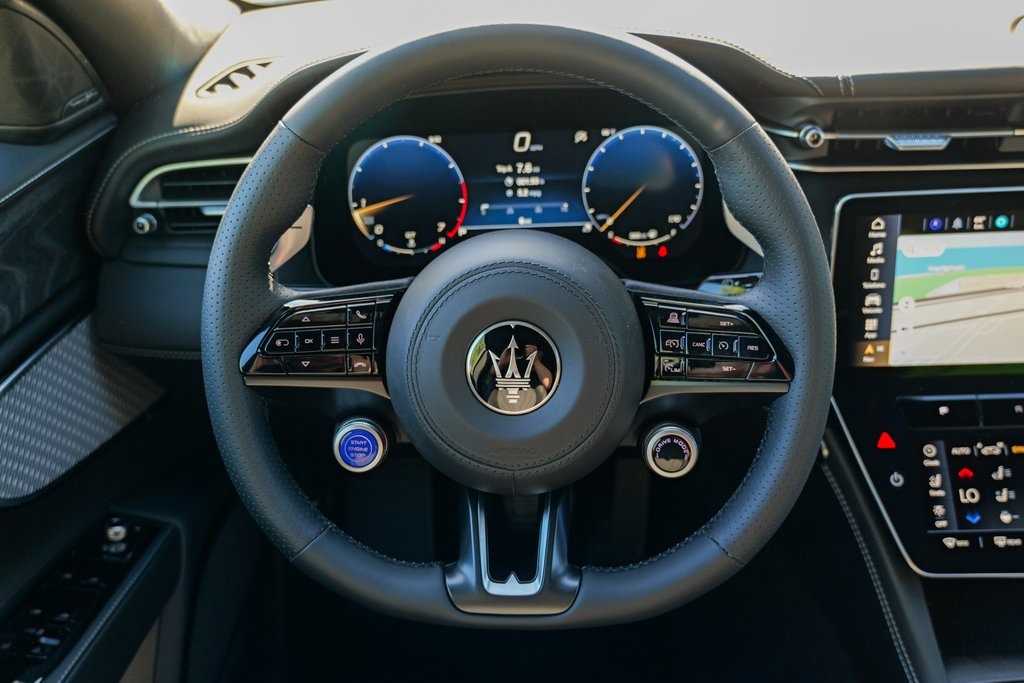 2025 Maserati Grecale Modena photo 40