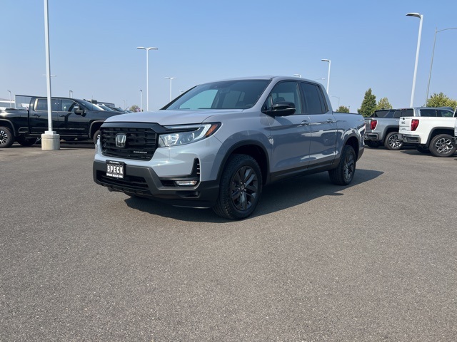 2023 Honda Ridgeline Black Edition photo 3