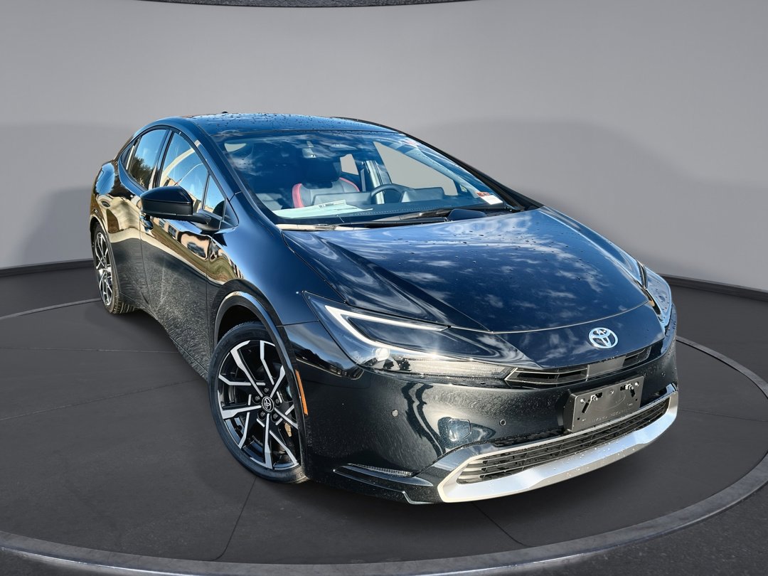 2026 Toyota Prius XSE's photo