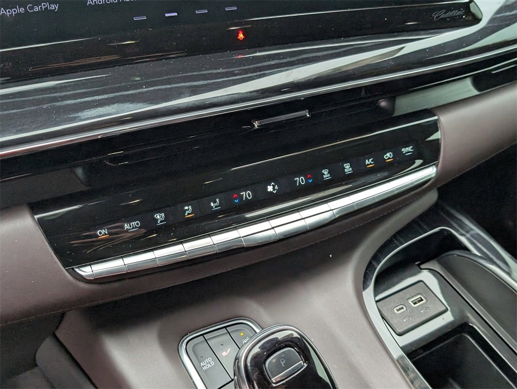 2024 Cadillac Escalade V-Series photo 28