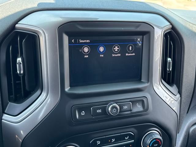 2023 Chevrolet Silverado 1500 Custom photo 11
