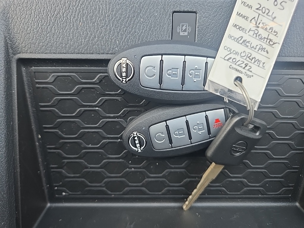 2026 Nissan Frontier Crew Cab PRO-4X photo 34