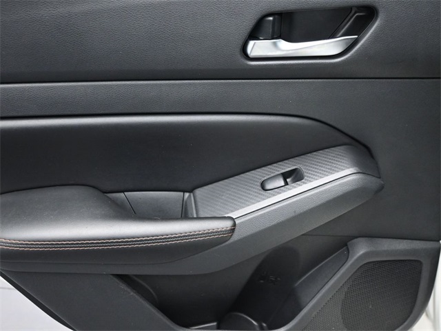 2022 Nissan Altima 2.5 SR photo 11